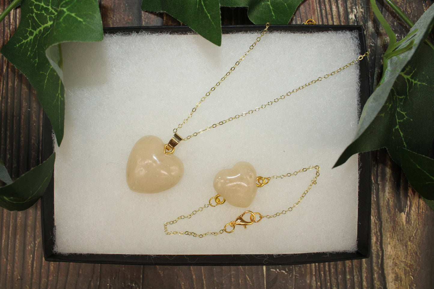 Jizzy Jewelry - Heart Necklace