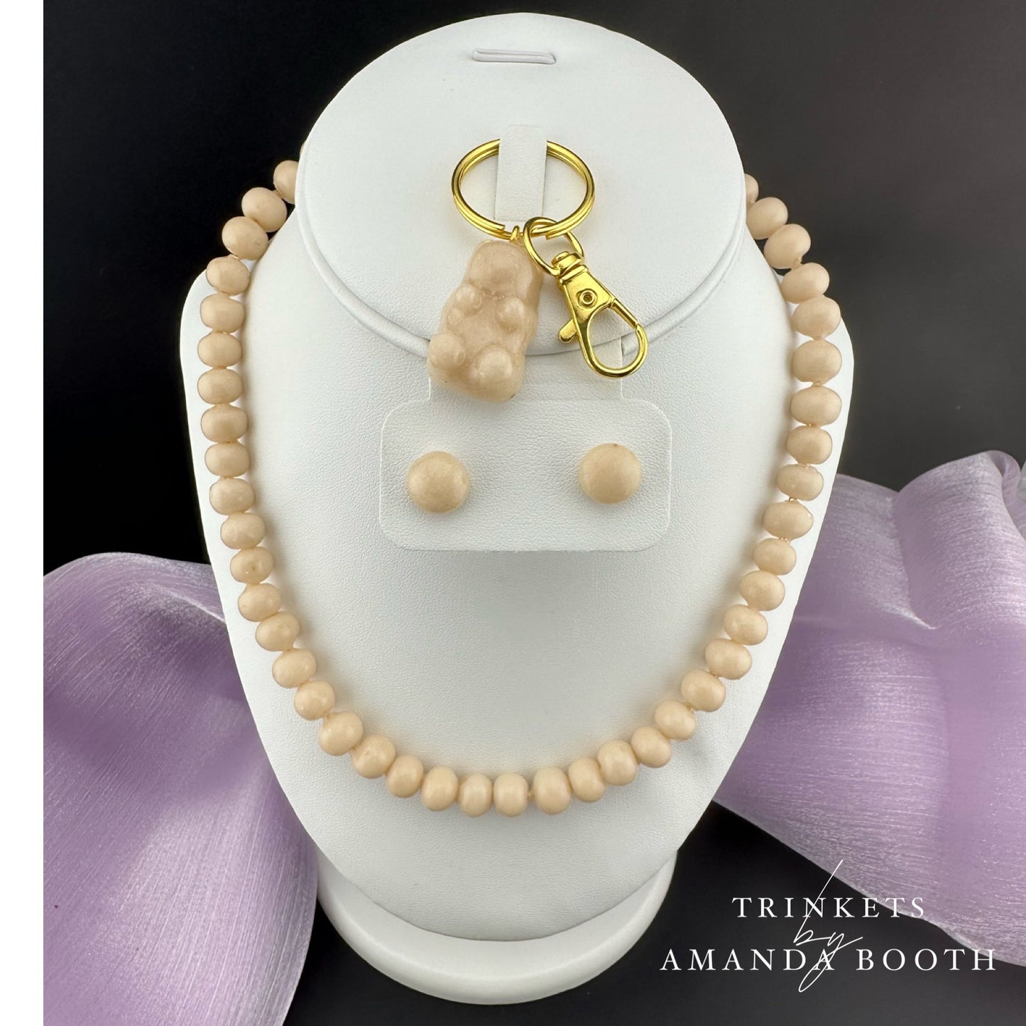 Jizzy Jewelry - Full Pearl Necklace