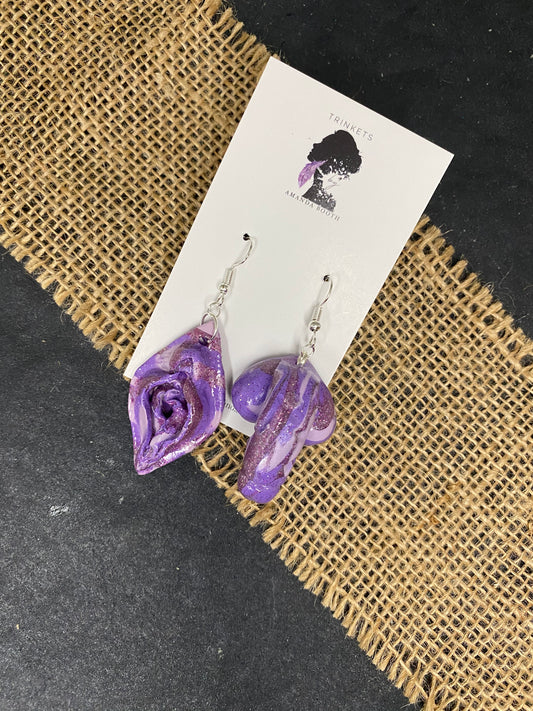 Mismatched Penis/Vagina earrings